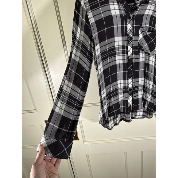Rails Women’s Hunter Black White Plaid Button Long Sleeve Shirt Size Small - Picture 2 of 9